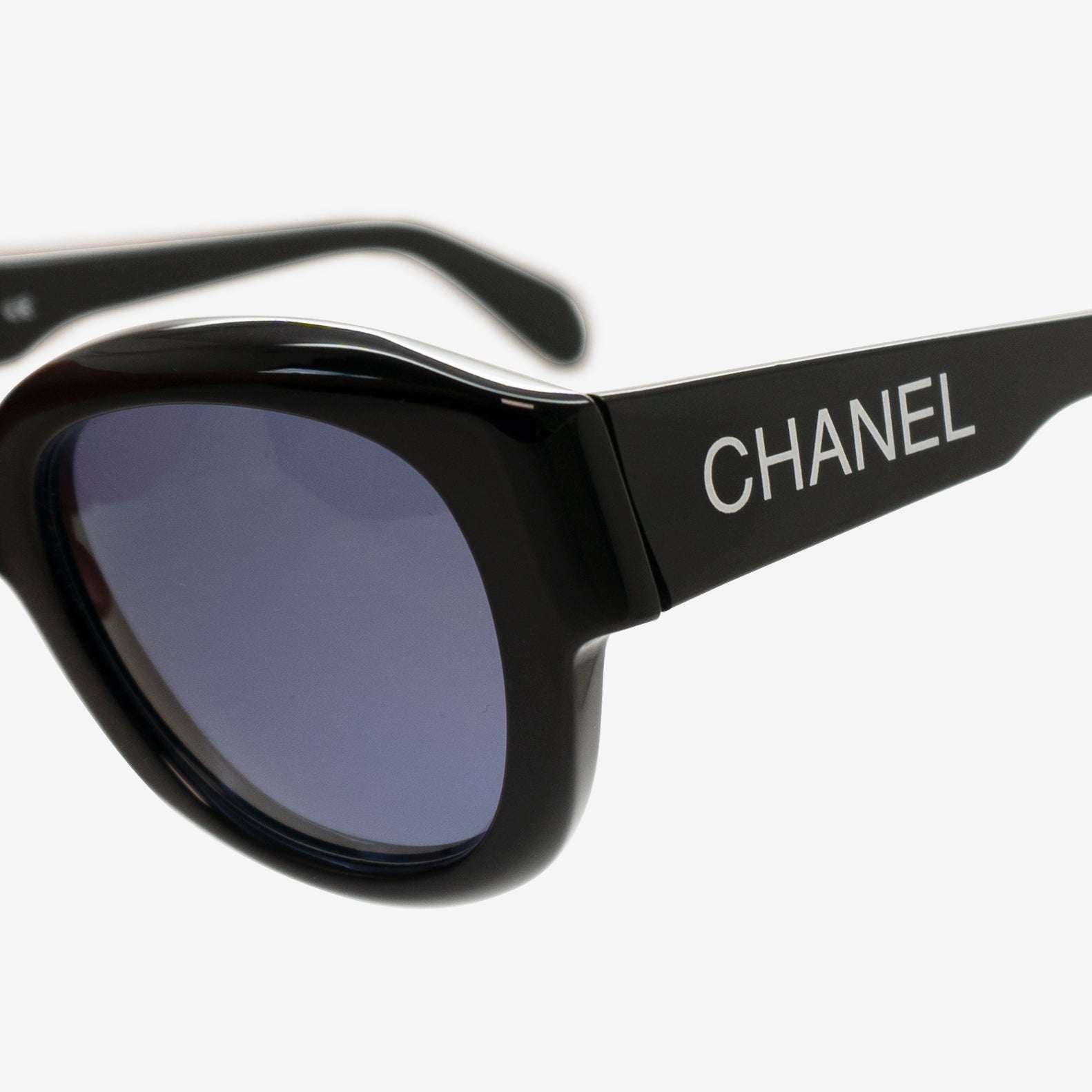 Chanel Sunglasses 05247 94305 – Vision Gallerie